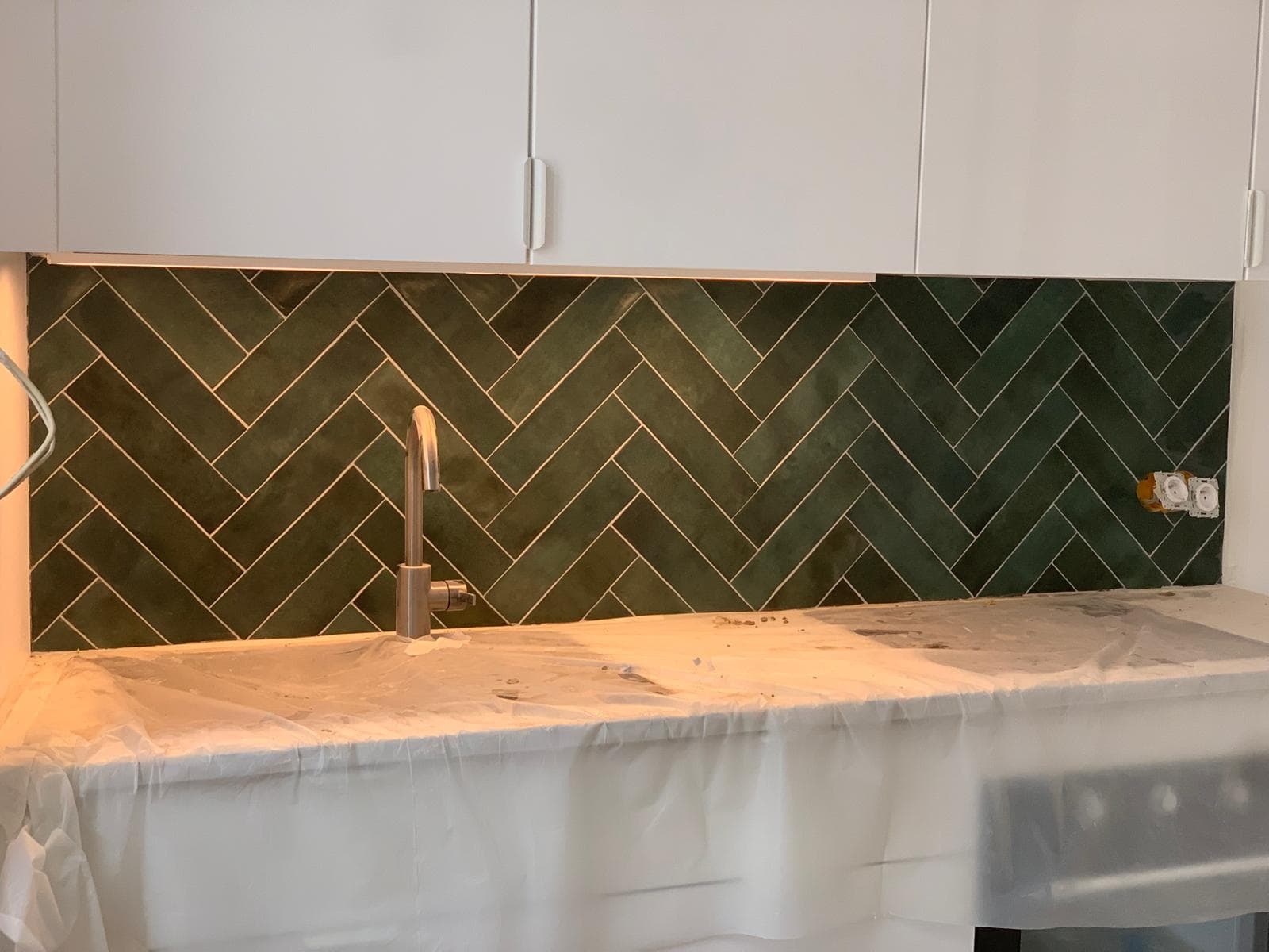 Crédence de cuisine en zellige vert